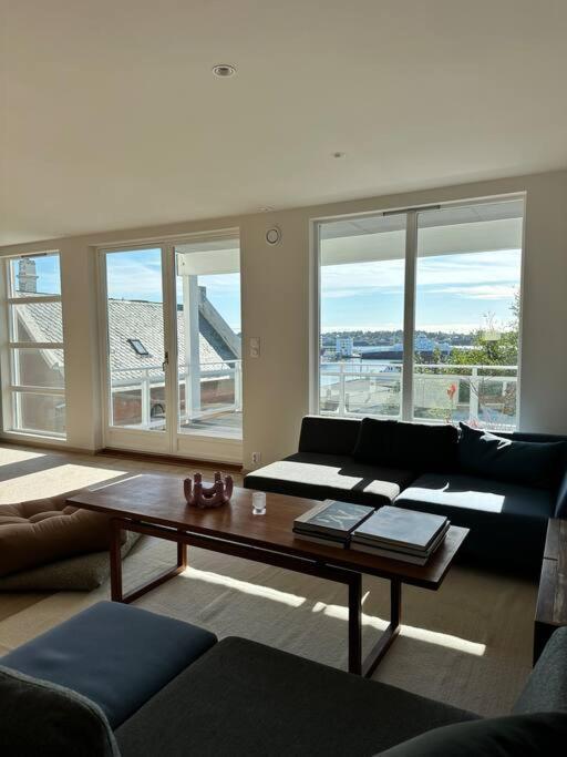 Ny Urban Leilighet Med Super Utsikt Haugesund Exterior foto
