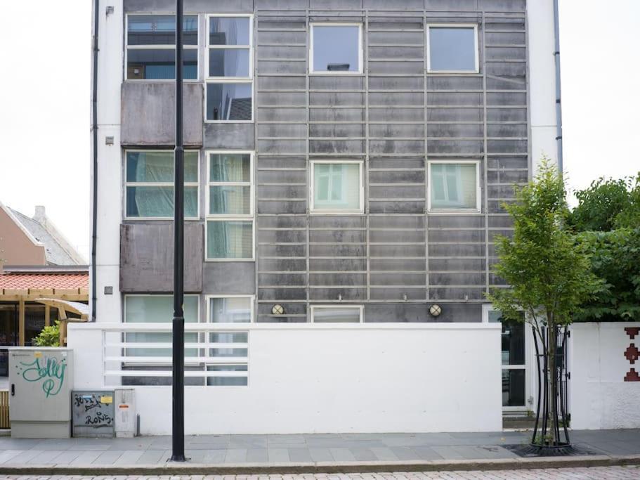 Ny Urban Leilighet Med Super Utsikt Haugesund Exterior foto